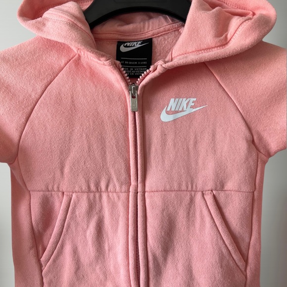 Nike Kids
Sportswear Lightweight Sueded Fleece Full Zip Hoodie (Toddler) - Picture 4 of 5